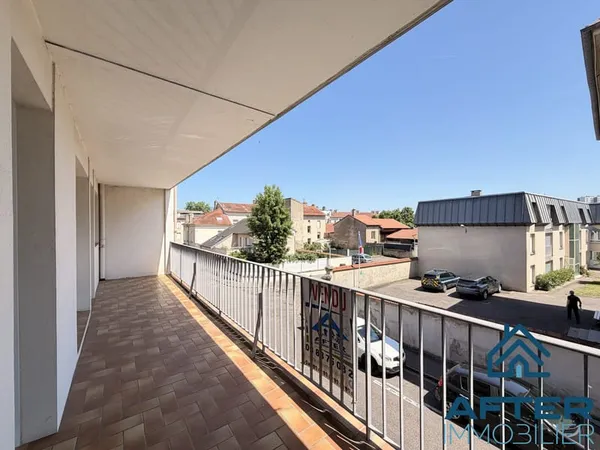 APPARTEMENT 4 PIECES 90,74 M² AVEC BALCON ET GARAGE