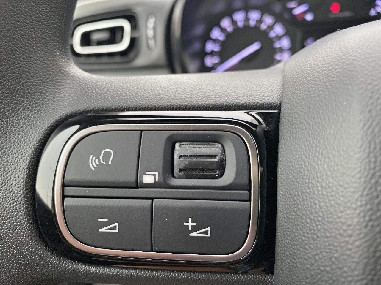 Citroën C3 1.2 puretech 83ch s&s shine — photo 22