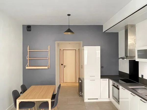 Loue appartement T2 meublé de 45m2 - Chartrons - Bordeaux (33)