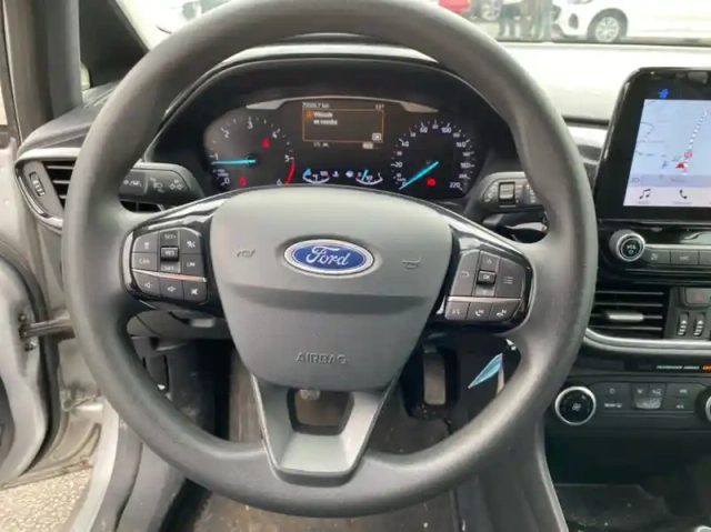 Ford Fiesta affaires 1.5 tdci 85ch s&amp;s trend — photo 7