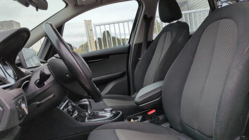 BMW Serie 2 Active Tourer 225xe 224 Plug in Hybrid BVA - Lounge – 2019 – 101838 km – Hybride rechargeable – Boîte Automatique — photo 6