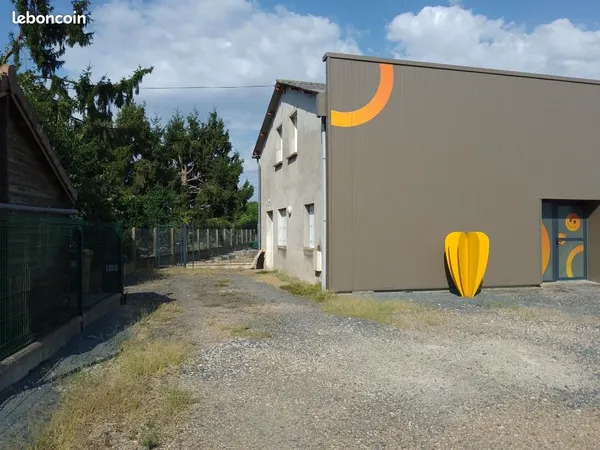 Local bureaux 36 m²