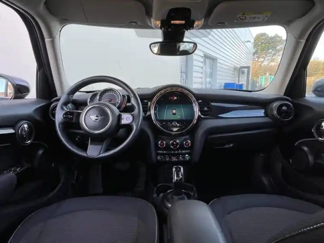 Mini Mini 5 portes cooper 136ch  essential bva7 — photo 21