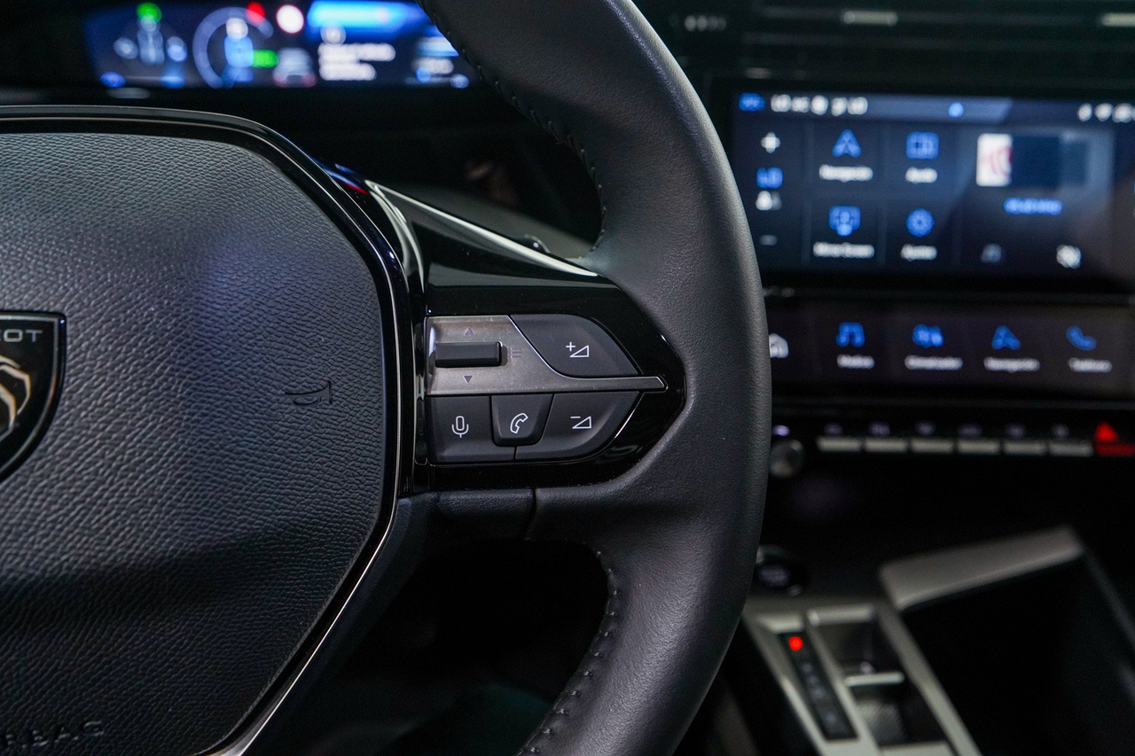 Peugeot 408 — photo 18