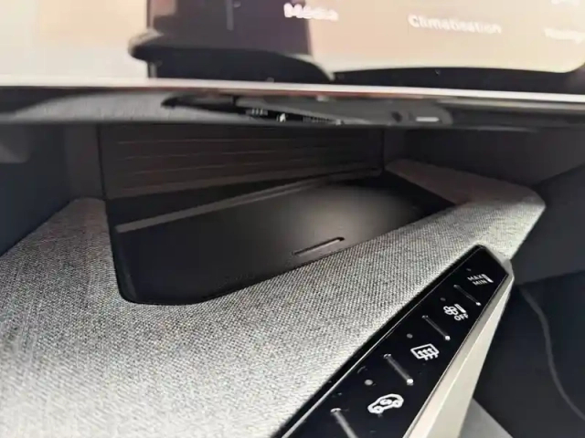 Peugeot 5008 hybrid 145 e-dcs6 — photo 53