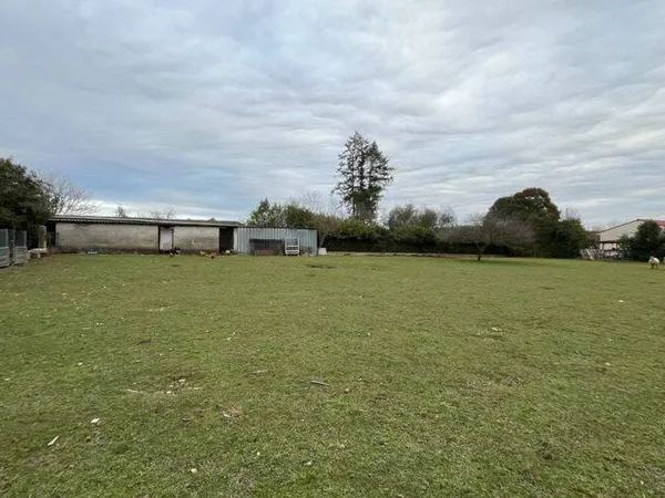 Terrain constructible 2000 m²