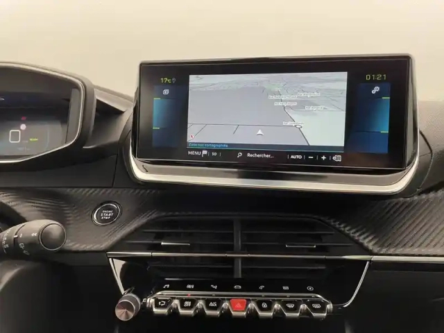 Peugeot 2008 puretech 130 s&amp;s eat8 — photo 27