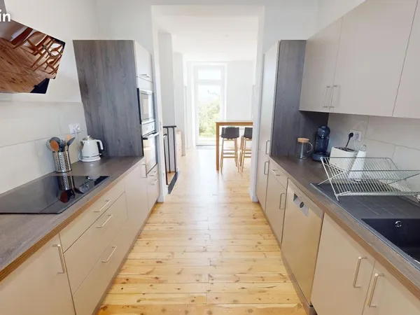 Immeuble 11 pièces 200 m²