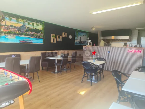 Commerce d'alimentation 7 pièces 160 m²