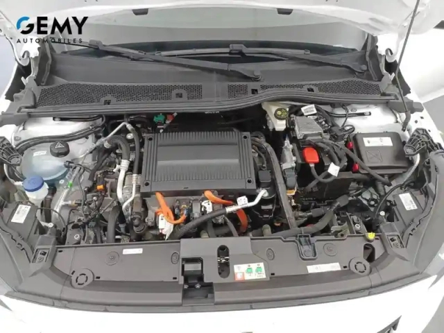 Peugeot 208 electrique 50 kwh 136ch — photo 12