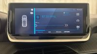 Peugeot 208 1.2 Hybrid 110ch Allure e-DCS6 — photo 28