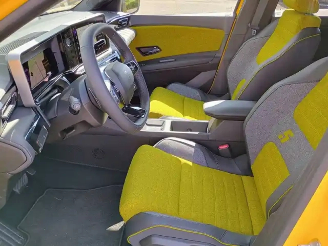 Renault 5 renault  e-tech electrique 10 ch autonomie confort — photo 9