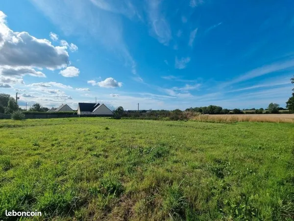 Terrain 1 662 m² Juaye Mondaye
