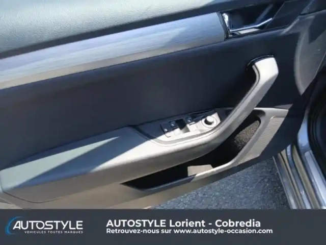 Skoda Superb combi 1.4 tsi phev 218ch business dsg6 — photo 14