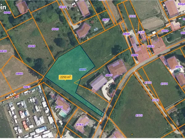 Terrain constructible plat 2000m2