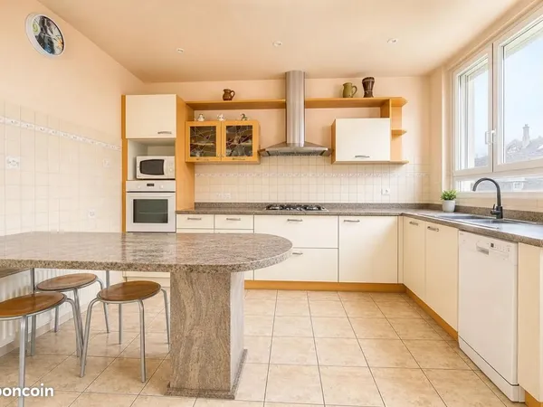 Maison 3 pièces 99 m²