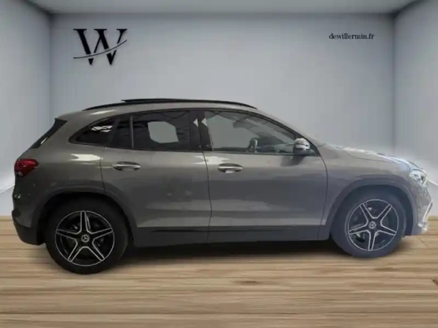 Mercedes Gla 200 d amg line — photo 6