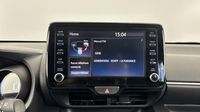 Toyota Yaris 116h Design 5p MY22 — photo 18