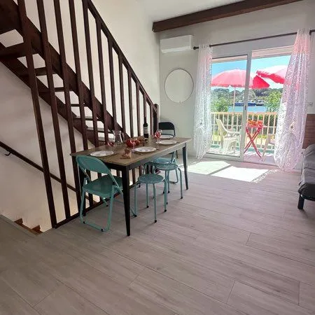 D'octobre à fin juin - Appartement T2 + Mezzanine meublé - 50 M²