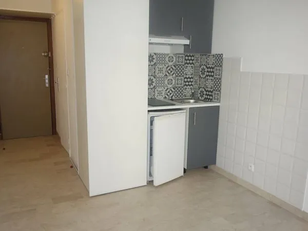 Appartement 1 pièce 14 m²