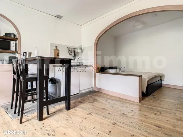 Studio 1 pièce 26 m²