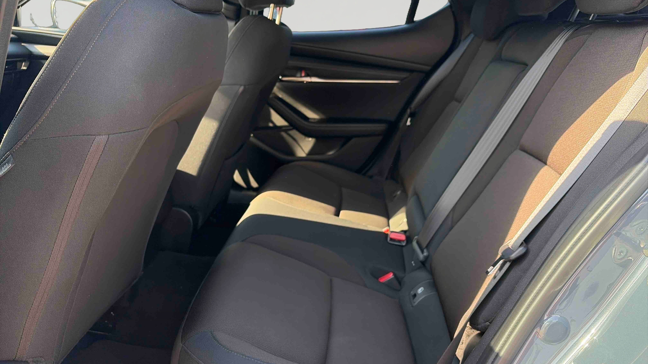 Mazda3 5 portes 2.0L SKYACTIV-G M Hybrid 122 ch BVA6 — photo 12