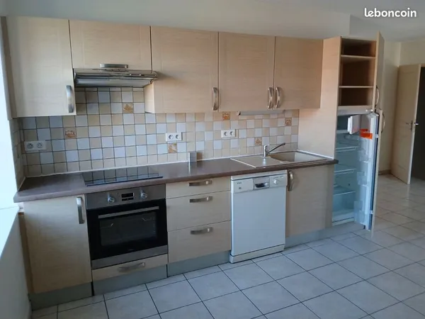 Appartement T3 centre-ville Bessines sur Gartempe