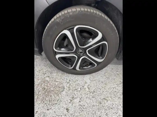 Citroën C3 1.2 puretech 83ch s&amp;s shine — photo 8