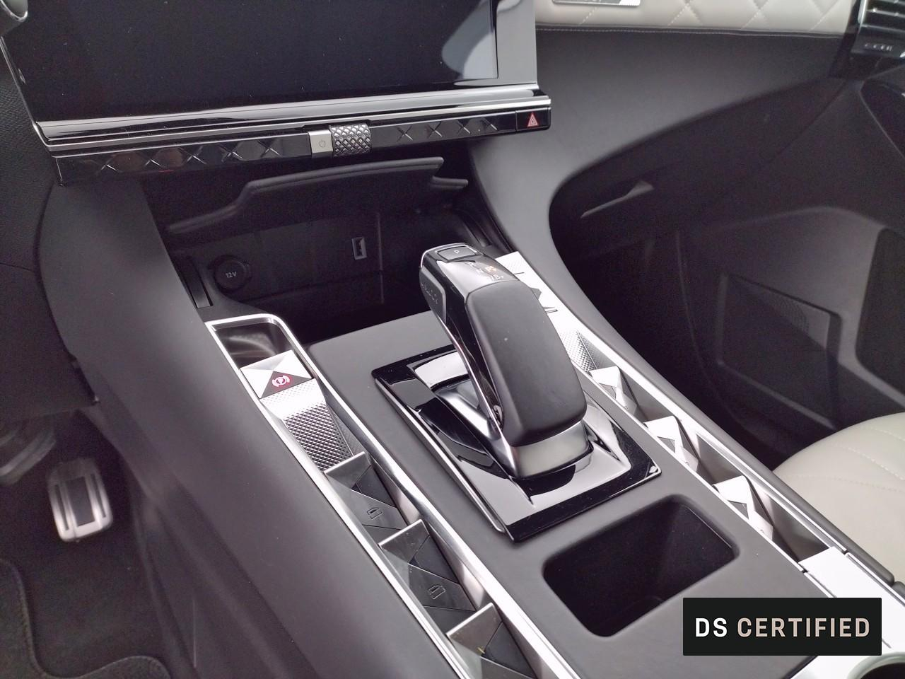Ds Ds 7 crossback crossback hybride e-tense 225 eat8 ligne noire — photo 21