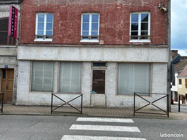 LOCAL COMMERCIAL 33 m² - CENTRE DE NONANCOURT