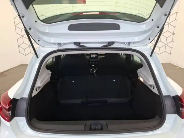 Renault Clio blue dci 85 — photo 17