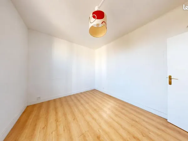 Studio 1 pièce 18 m²