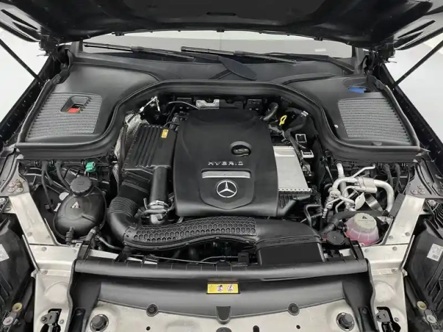 Mercedes Glc 300 e 9g-tronic 4matic — photo 20