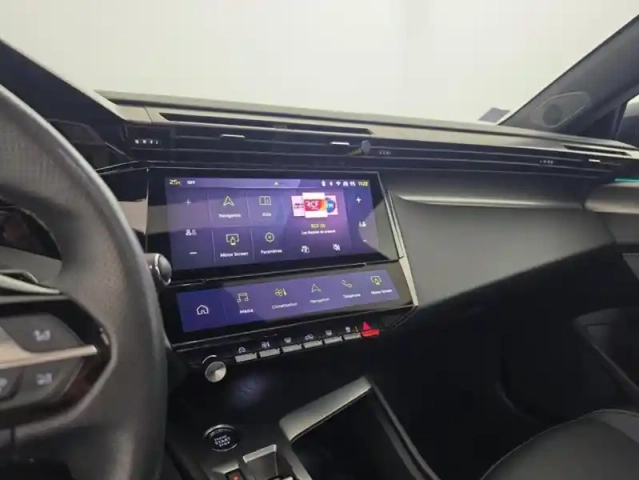 Peugeot 408 phev 225ch gt e-eat8 suréquipée + toit ouvrant — photo 23