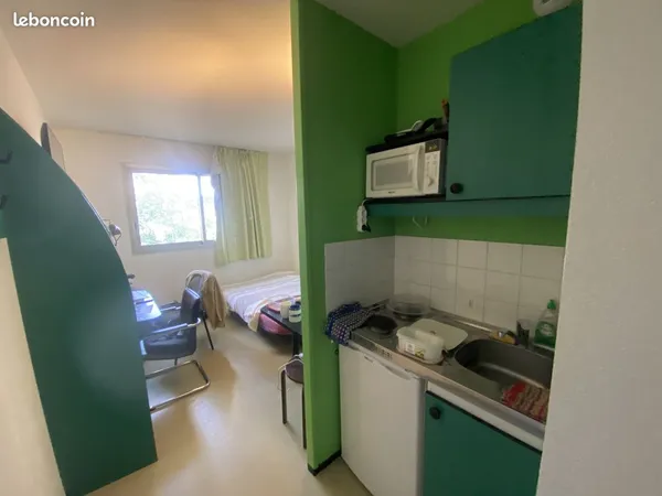 Studio 1 pièce 16 m²