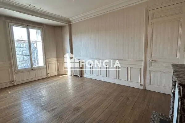 Appartement 2 pièces 57 m²