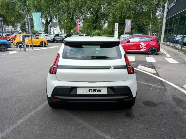Renault 5 renault  e-tech electrique 10 ch autonomie confort — photo 4