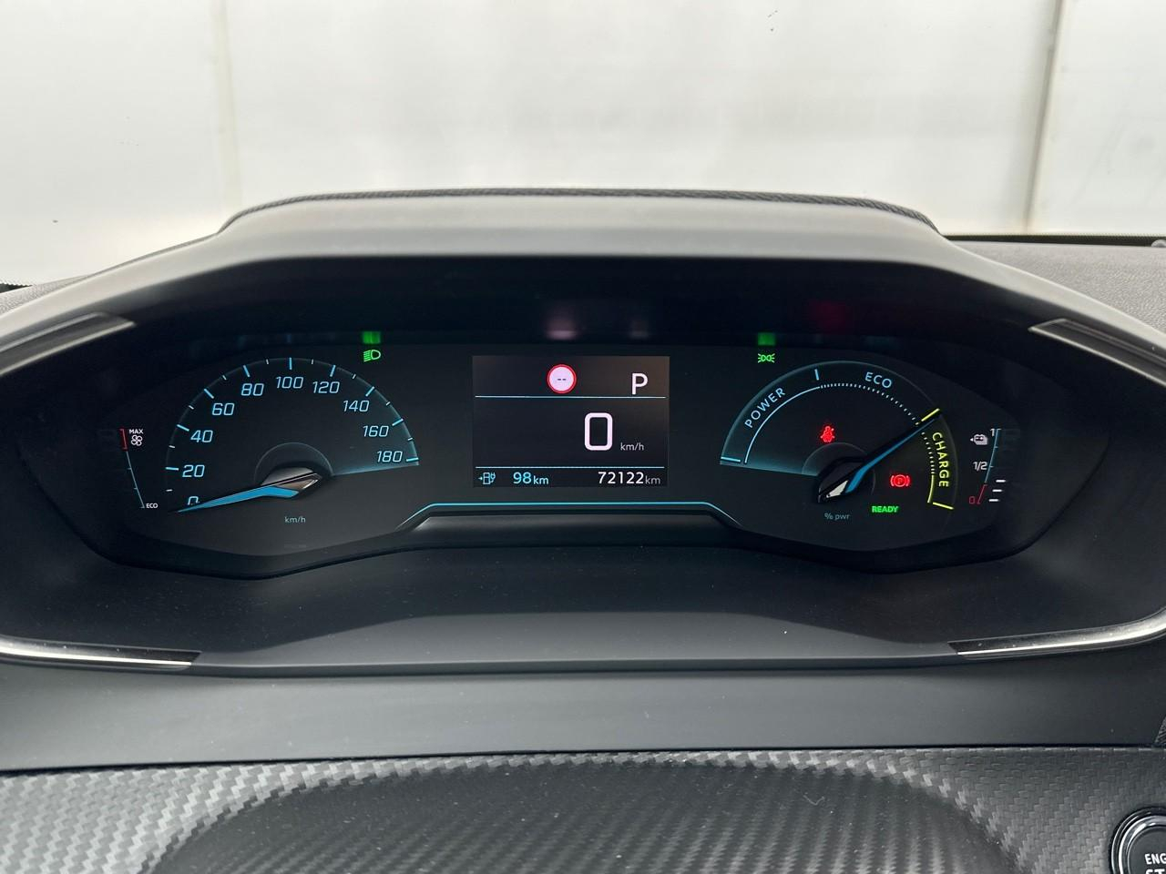Peugeot 208 electrique 50 kwh 136ch like — photo 21