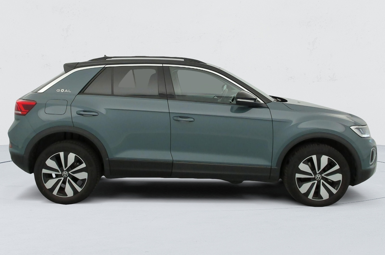 Volkswagen T-Roc — photo 6