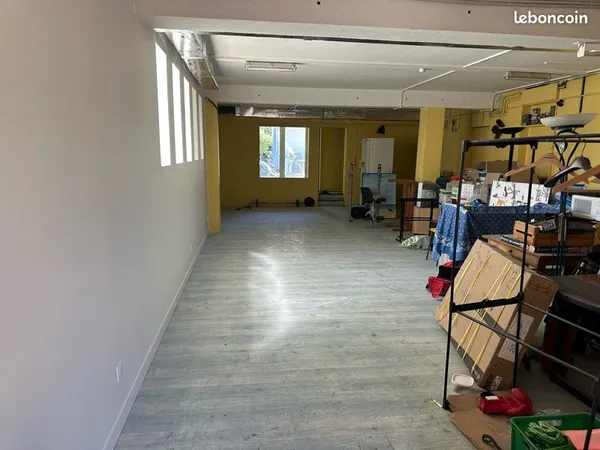Espace de stockage à louer - Bron
