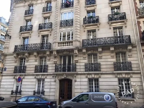 Studio 1 pièce 13 m²