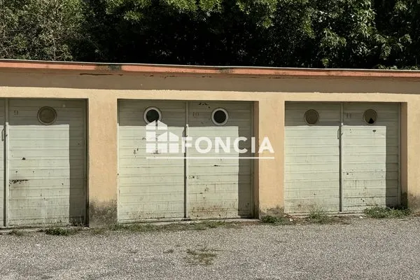 Parking 18 m²
