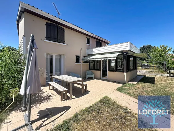 Maison 5 pièces 140 m²