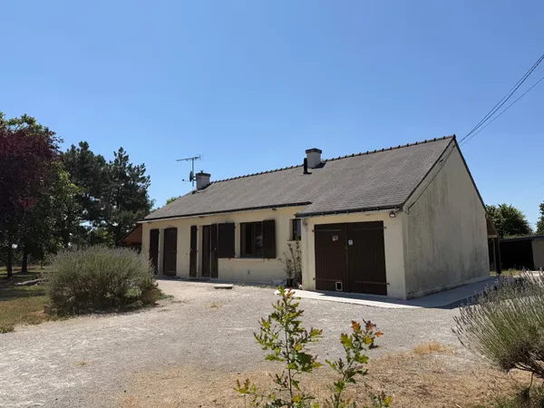 Charmante maison individuelle à fort potentiel - Moisdon-la-Rivière (44520)