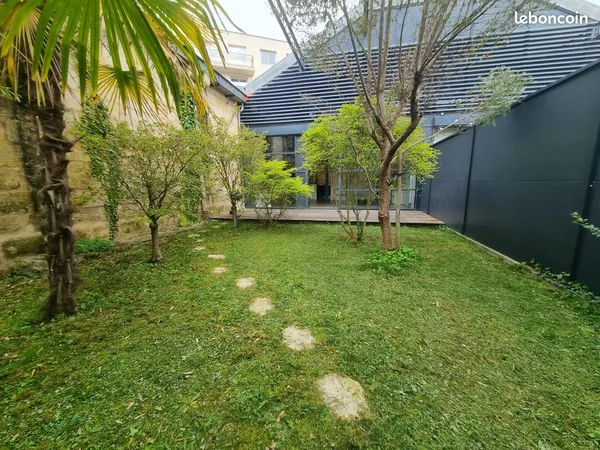 Loft/atelier/surface 3 pièces 89 m²