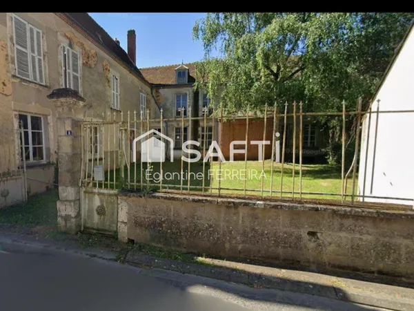 GRACAY, coeur de ville, Hôtel particulier de 400m² environ
