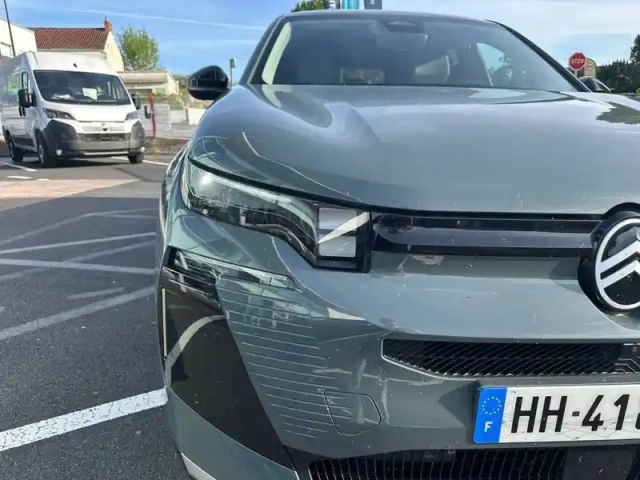 Citroën C5 Aircross hybride 145 e-dcs6 — photo 16