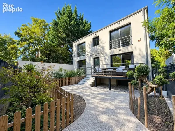 Première ligne sur la marne villa contemporaine d'exception