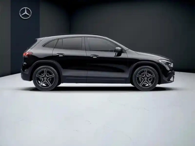 Mercedes Gla 200 d amg line — photo 6