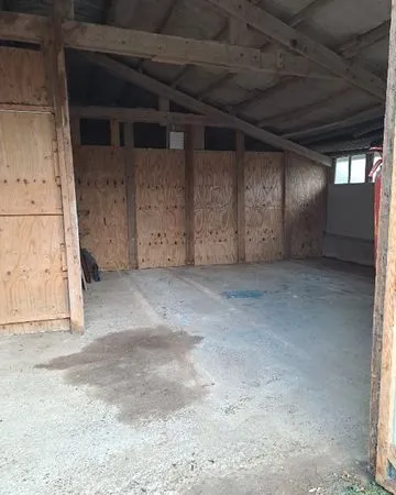 Local d’activité et entrepôt Location Ploufragan 100m² 250€